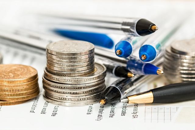 tax return documents calculator money saving