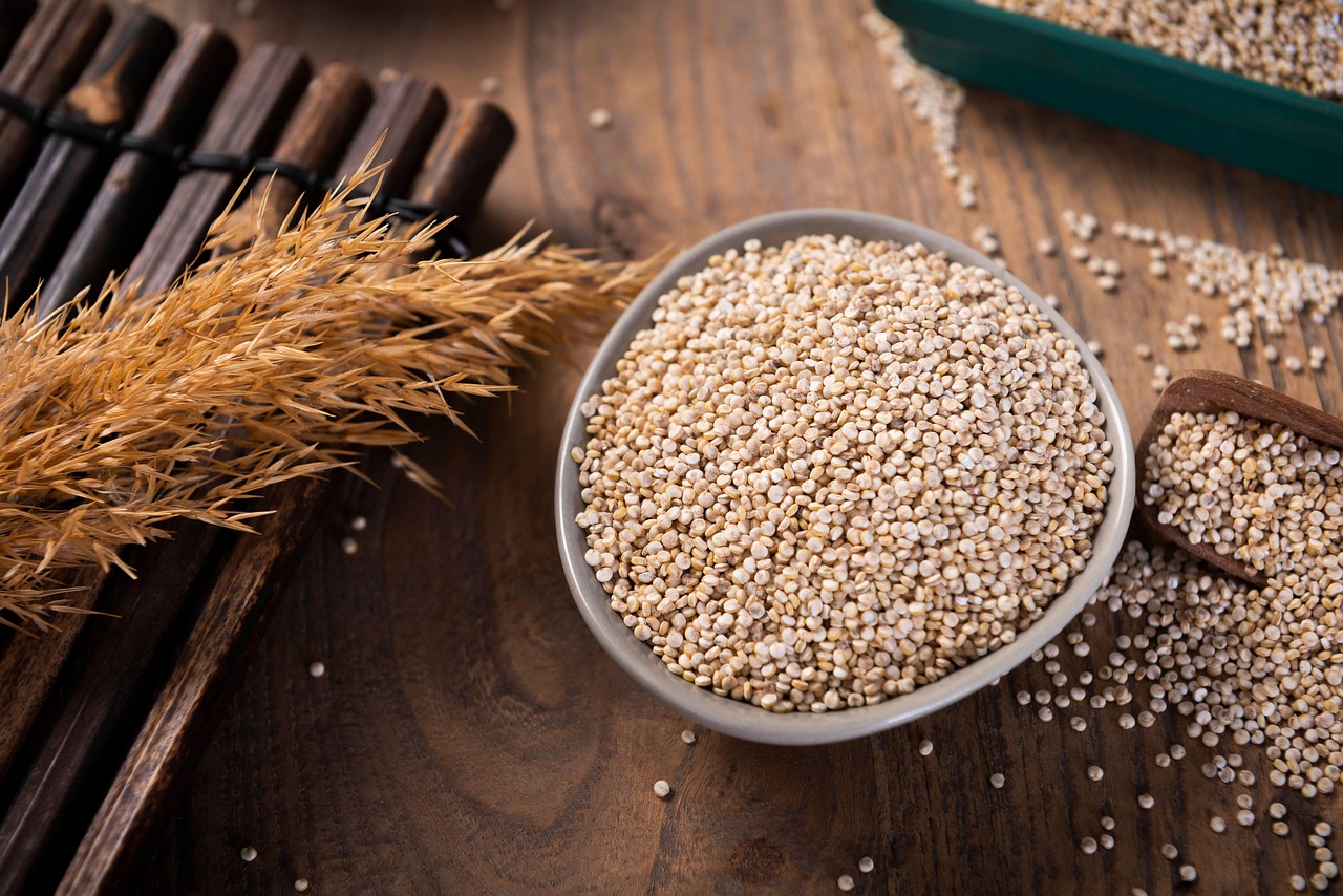 quinoa grain bowl healthy